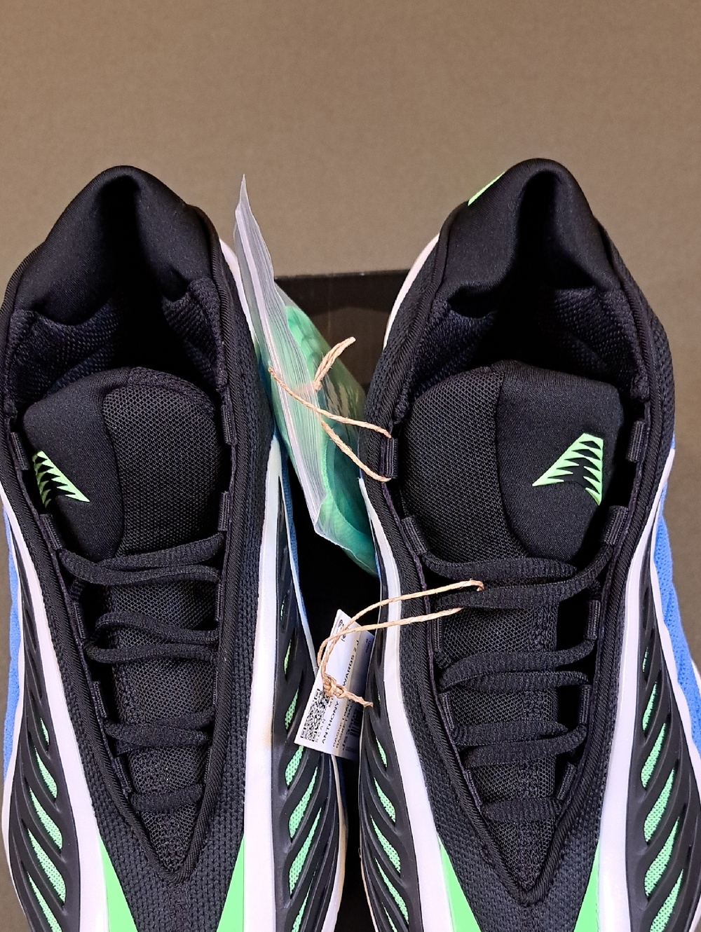 Anthony Edwards 2 Basketball Shoes - Color: Blue/Black/Green - Size: Kids 6.5 - Picture 4 of 10